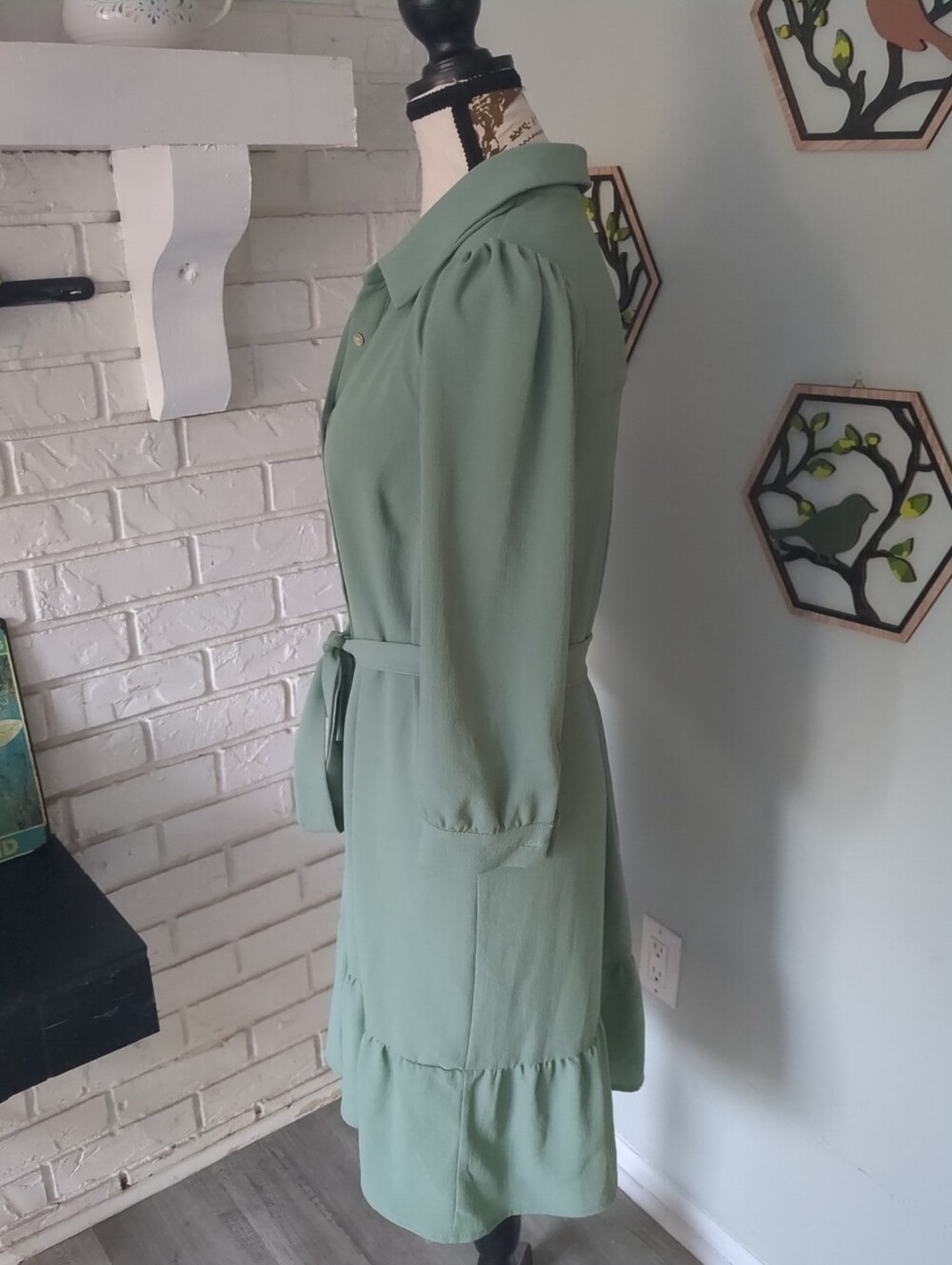 **3/$10** Monteau Los Angeles Dress Size Medium - Picture 5 of 8